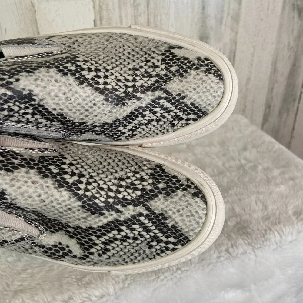 SeaVees Women's Size 7 Baja Platform Mulholland Sneakers Leather